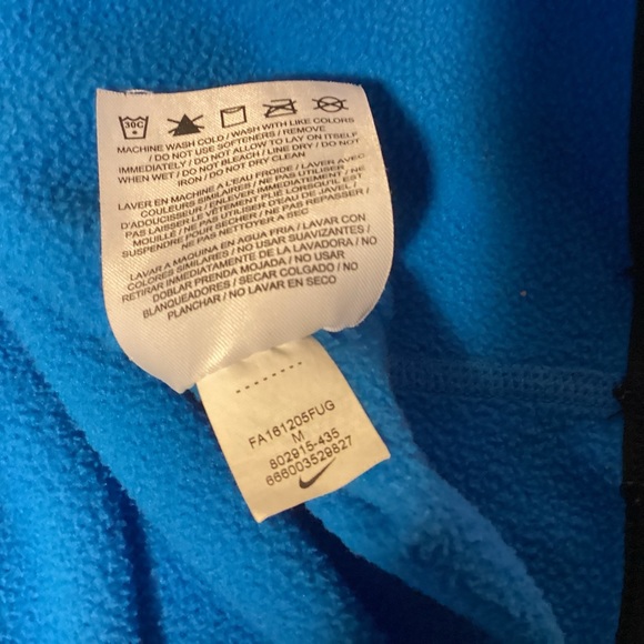 Nike Dri-Fit Women’s Hoodie Size Medium - Picture 7 of 9